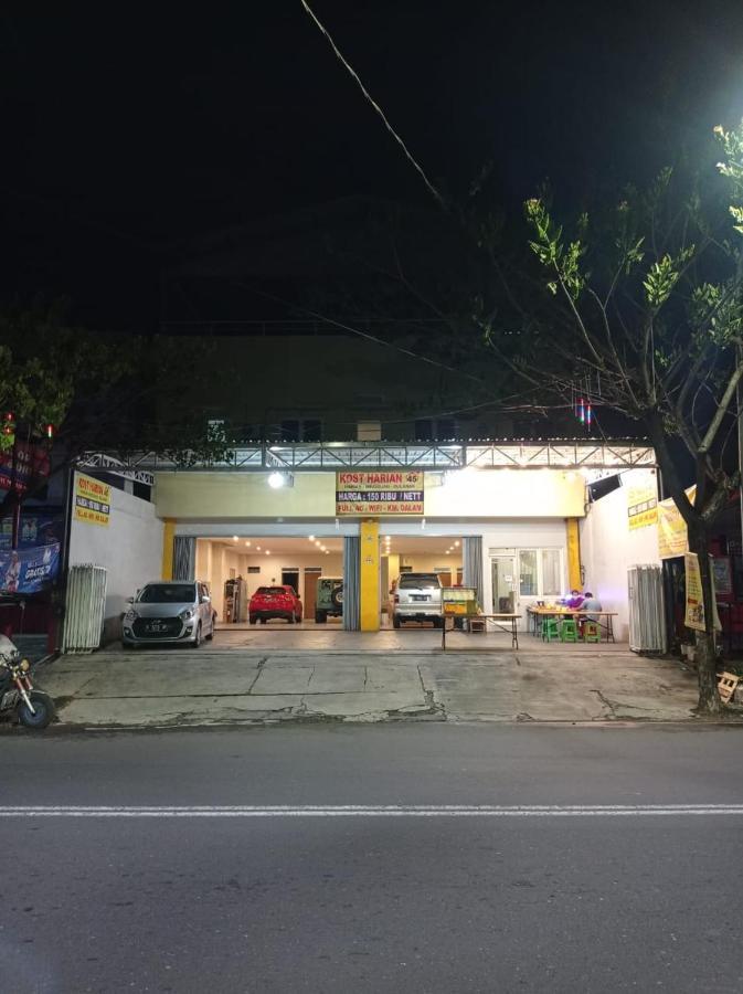 Kost Harian 45 * Semarang